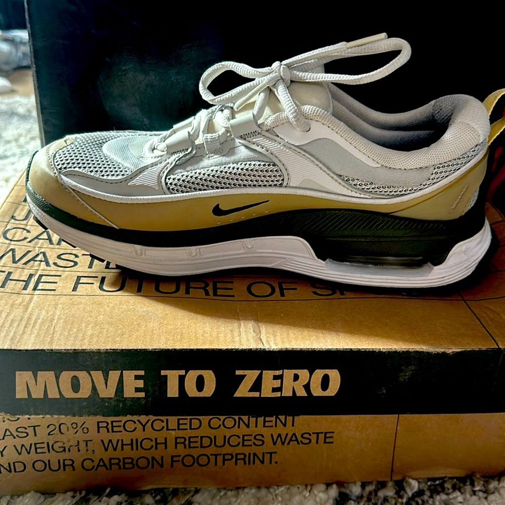 Nike Air Max Bliss